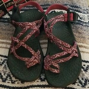 Chacos..